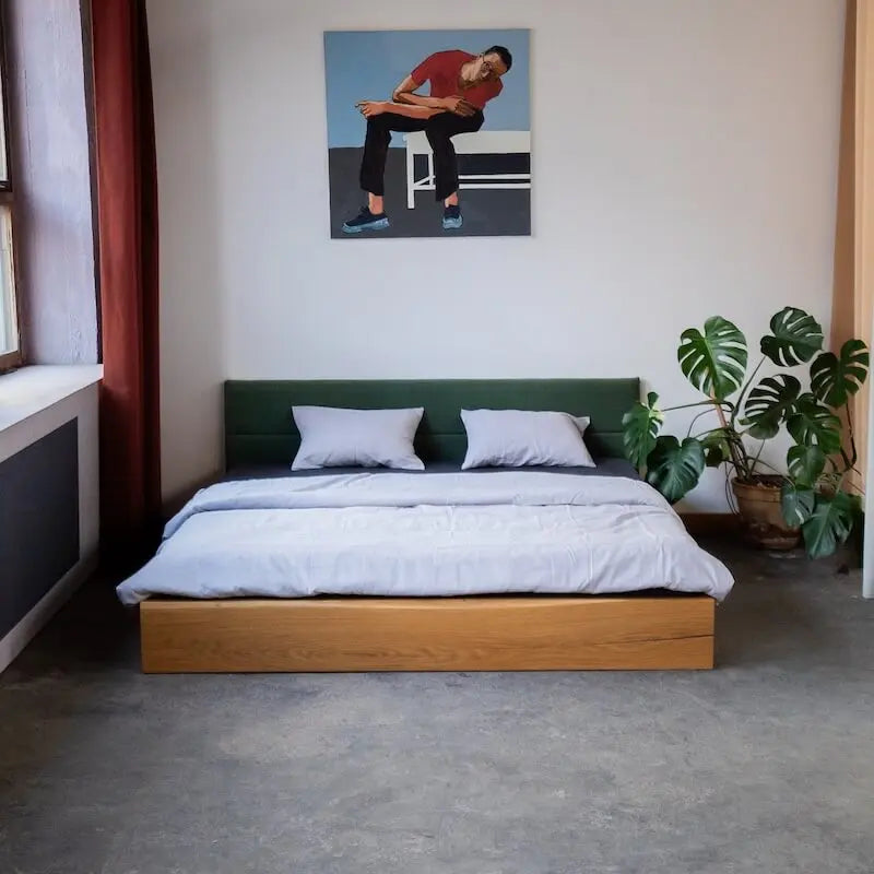 Eichenbett "Stehend" mit Bohlentextilkopfteil - Image #2